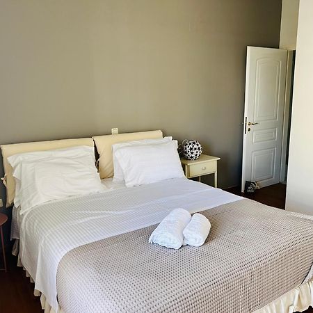 Kaliroon Seaside Apartment カラマタ エクステリア 写真